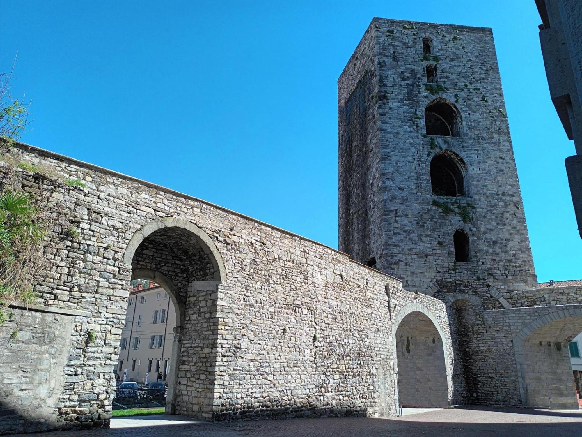 Mini Loft Torre San Vitale Como Exteriör bild